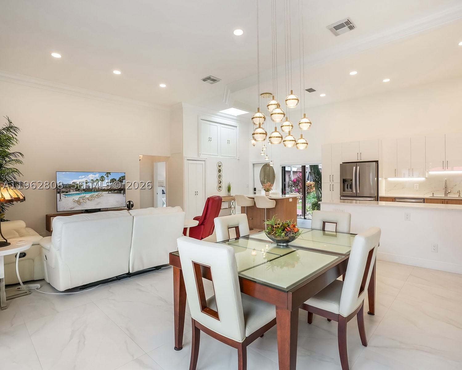 Real estate property located at 413 Leslie Dr, Broward, Harbourwood Sketch Of Sur, Hallandale Beach, FL