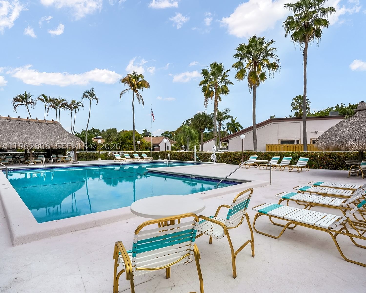 Real estate property located at 413 Leslie Dr, Broward, Harbourwood Sketch Of Sur, Hallandale Beach, FL