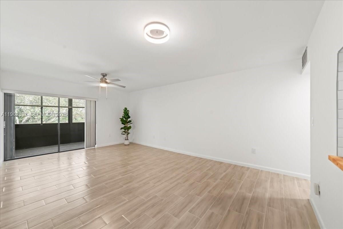 Real estate property located at 8851 New River Canal Rd #16E, Broward, Jacaranda Villas No 1 Con, Plantation, FL
