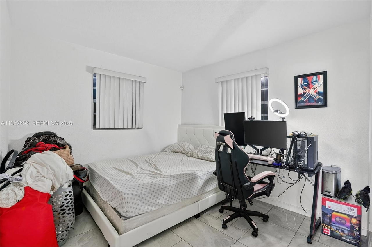 Real estate property located at 20615 28th Ave, Miami-dade, Lakewood Ests, Miami Gardens, FL