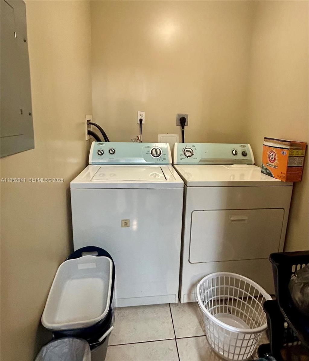 Real estate property located at 2916 55th Ave #2D, Broward, Stonebridge Gardens Secti, Lauderhill, FL