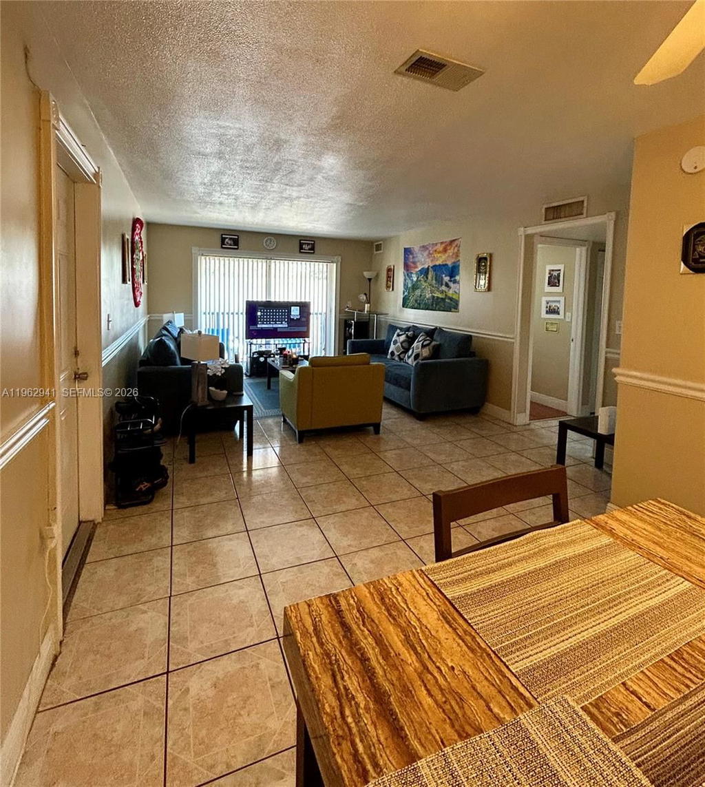 Real estate property located at 2916 55th Ave #2D, Broward, Stonebridge Gardens Secti, Lauderhill, FL