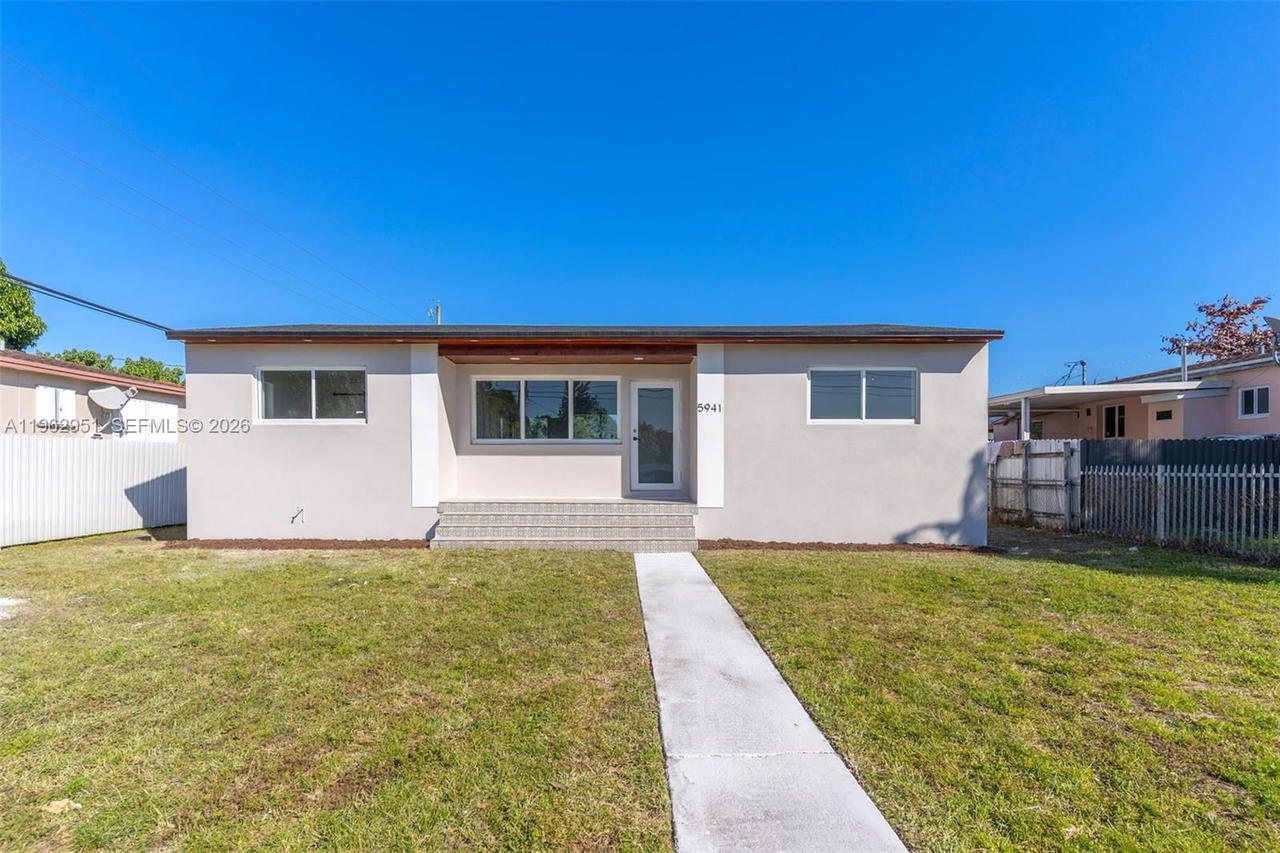 Real estate property located at 5941 6th Ave, Miami-dade, Gratigny Heights 2nd Addn, Hialeah, FL