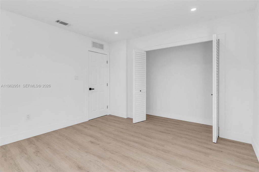 Real estate property located at 5941 6th Ave, Miami-dade, Gratigny Heights 2nd Addn, Hialeah, FL