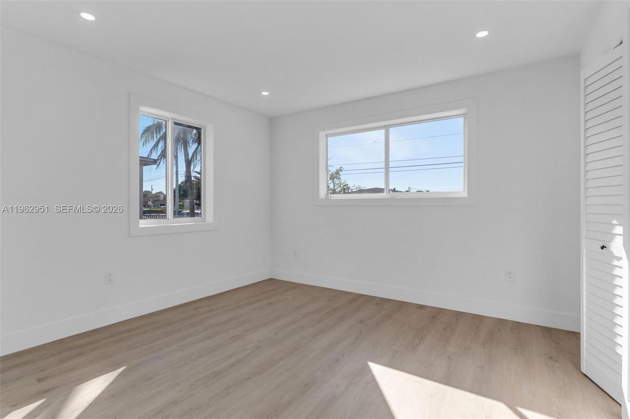 Real estate property located at 5941 6th Ave, Miami-dade, Gratigny Heights 2nd Addn, Hialeah, FL