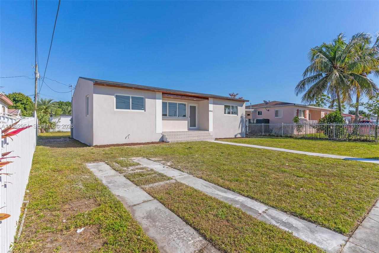 Real estate property located at 5941 6th Ave, Miami-dade, Gratigny Heights 2nd Addn, Hialeah, FL