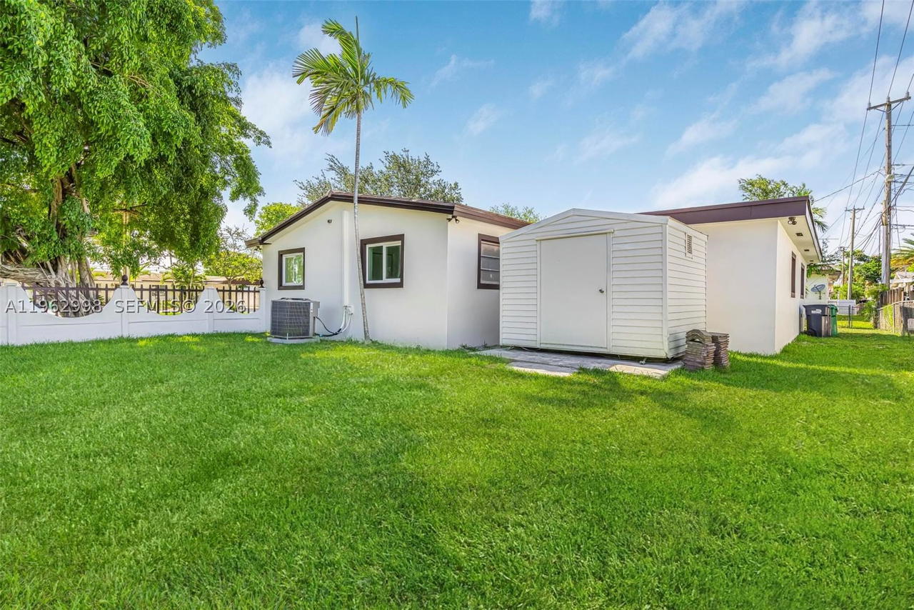 Real estate property located at 2901 92nd Ave, Miami-dade, Coral Gables Heights, Miami, FL
