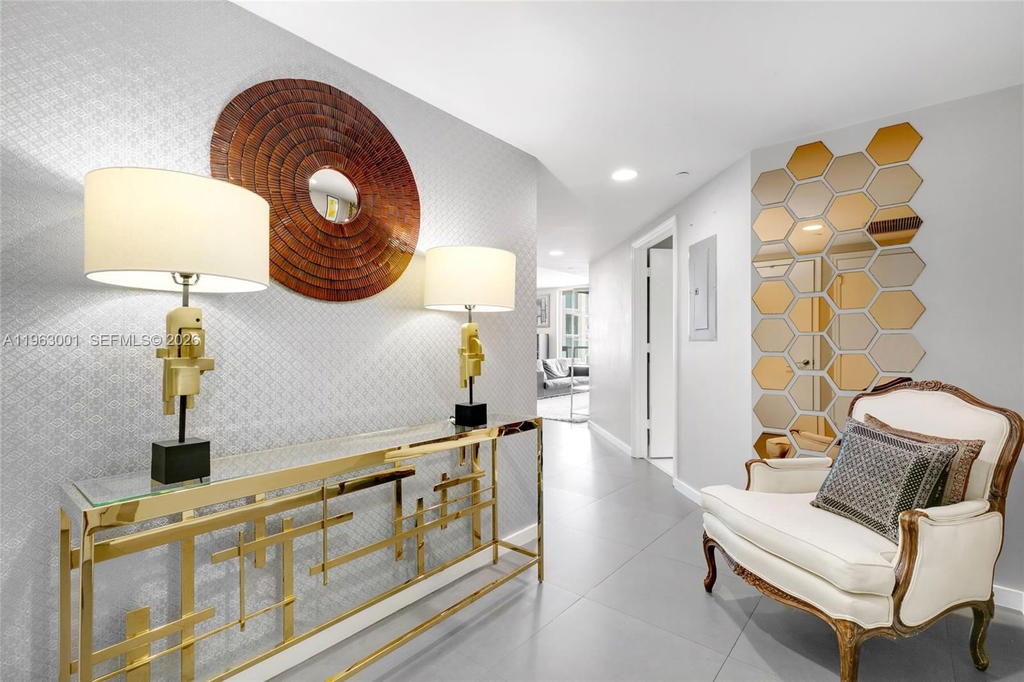 Real estate property located at 55 6th St #3101, Miami-dade, 500 Brickell West Condo, Miami, FL