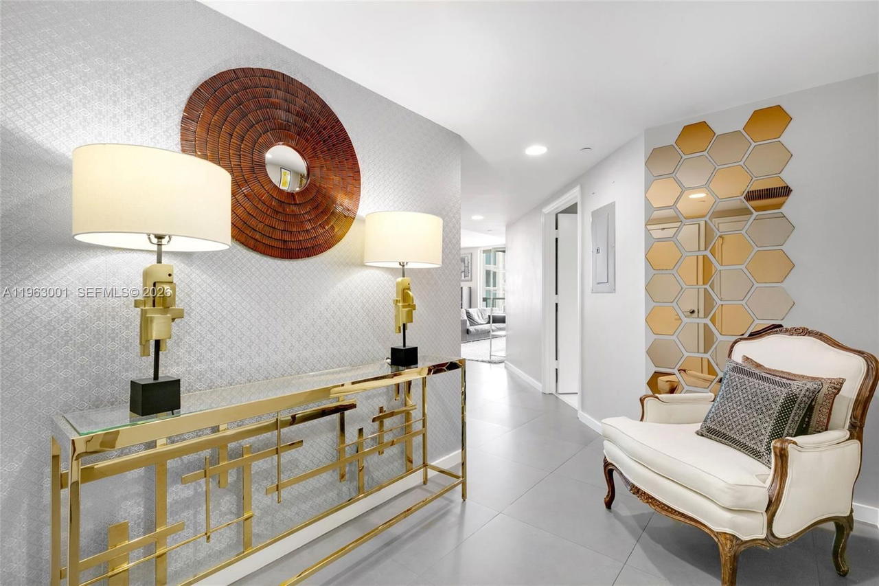 Real estate property located at 55 6th St #3101, Miami-dade, 500 Brickell West Condo, Miami, FL