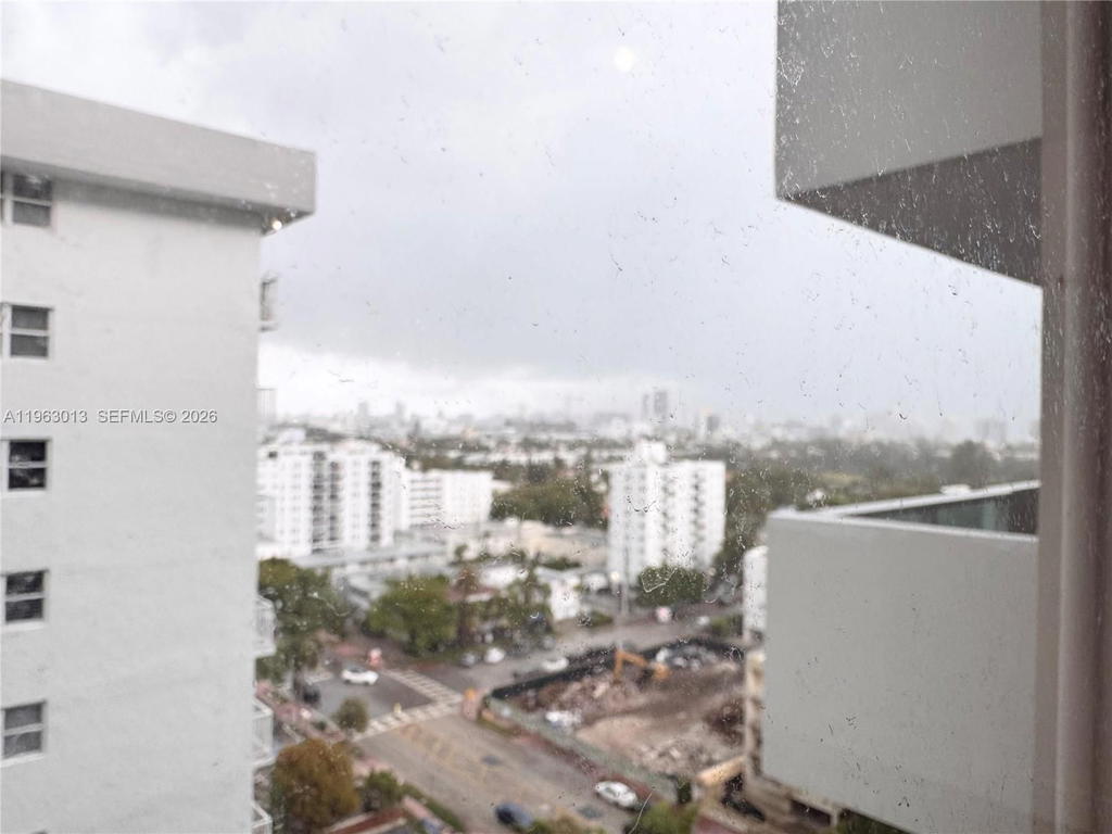 Real estate property located at 1200 West Ave #1418, Miami-dade, Mirador 1200 Condo, Miami Beach, FL