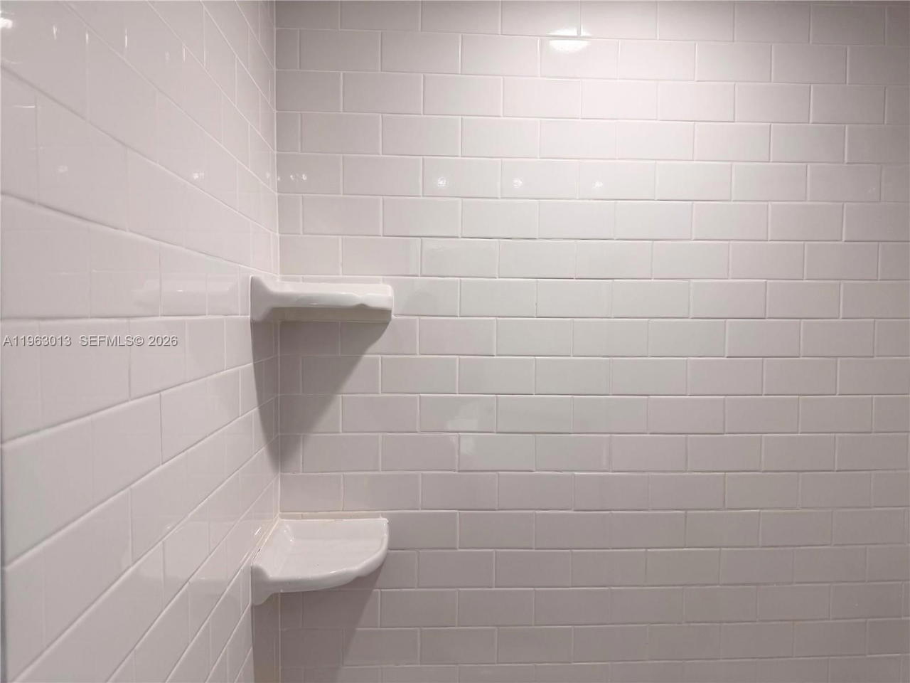 Real estate property located at 1200 West Ave #1418, Miami-dade, Mirador 1200 Condo, Miami Beach, FL