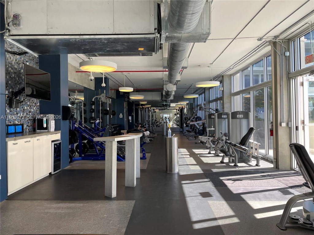 Real estate property located at 1200 West Ave #1418, Miami-dade, Mirador 1200 Condo, Miami Beach, FL