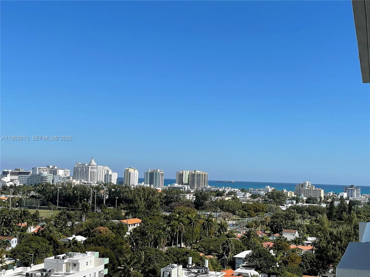 Real estate property located at 1200 West Ave #1418, Miami-dade, Mirador 1200 Condo, Miami Beach, FL