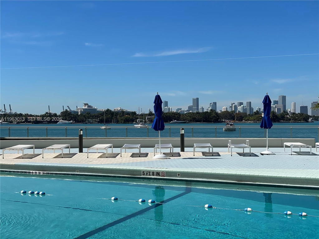 Real estate property located at 1200 West Ave #1418, Miami-dade, Mirador 1200 Condo, Miami Beach, FL
