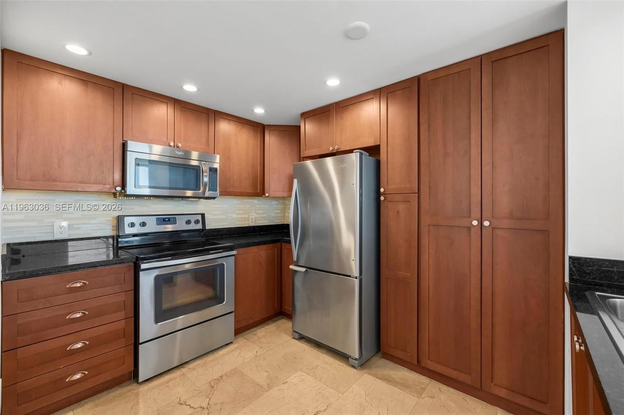 Real estate property located at 1401 22nd St #1401, Miami-dade, Coral Sea View Condo, Miami, FL