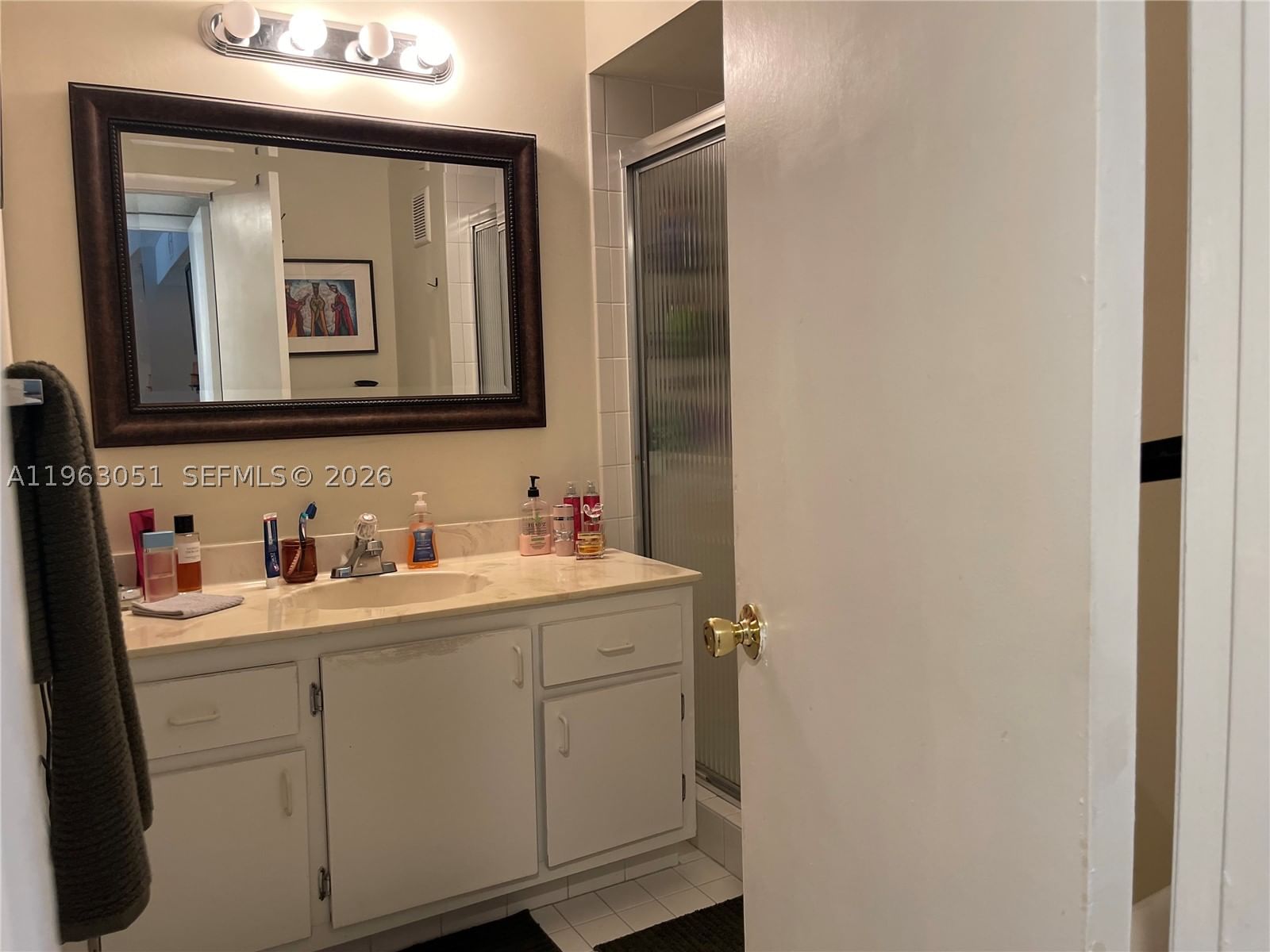 Real estate property located at 16475 Golf Club Rd #309, Broward, Bldg 9 Of Country Club Ap, Weston, FL