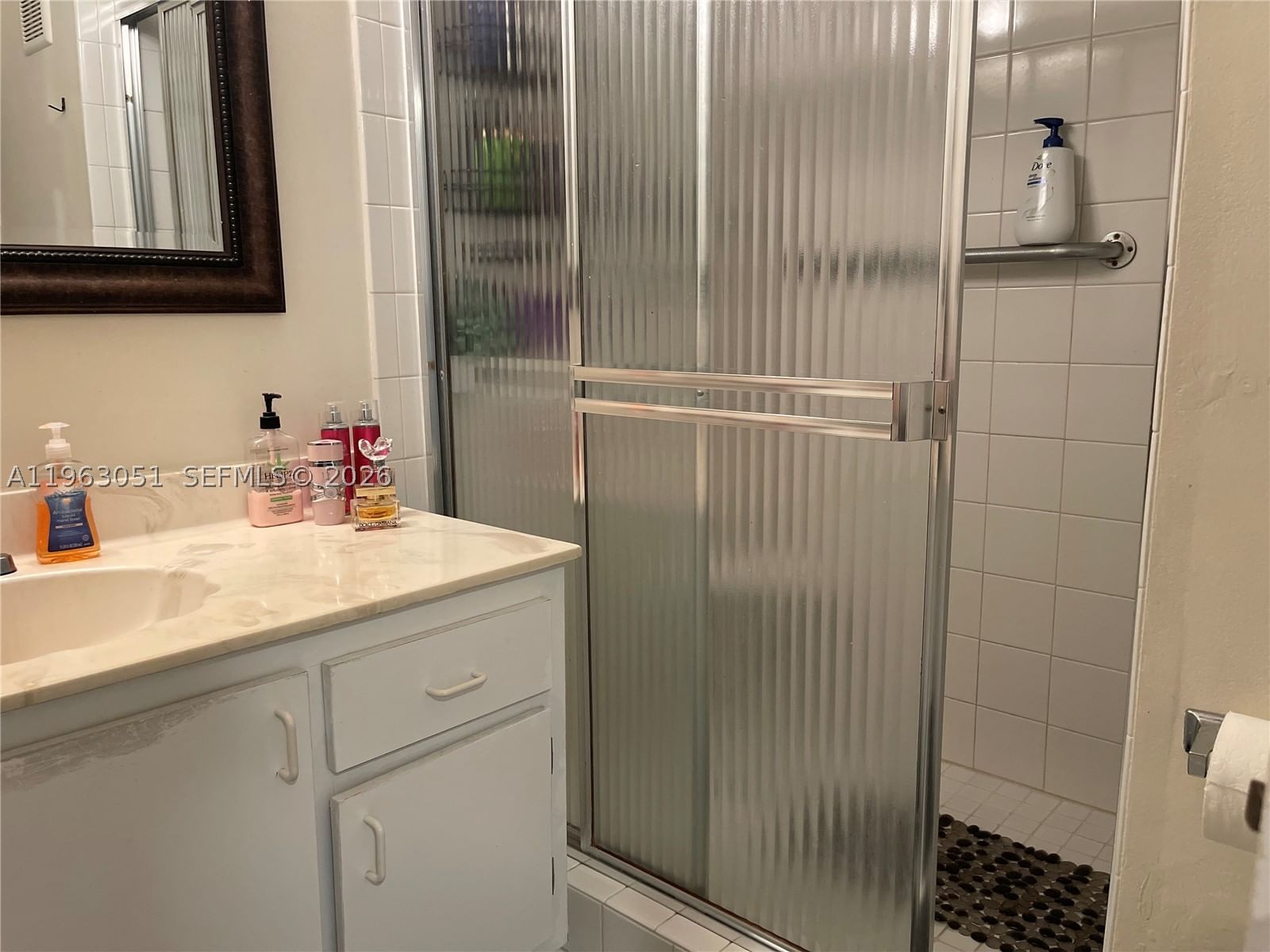 Real estate property located at 16475 Golf Club Rd #309, Broward, Bldg 9 Of Country Club Ap, Weston, FL