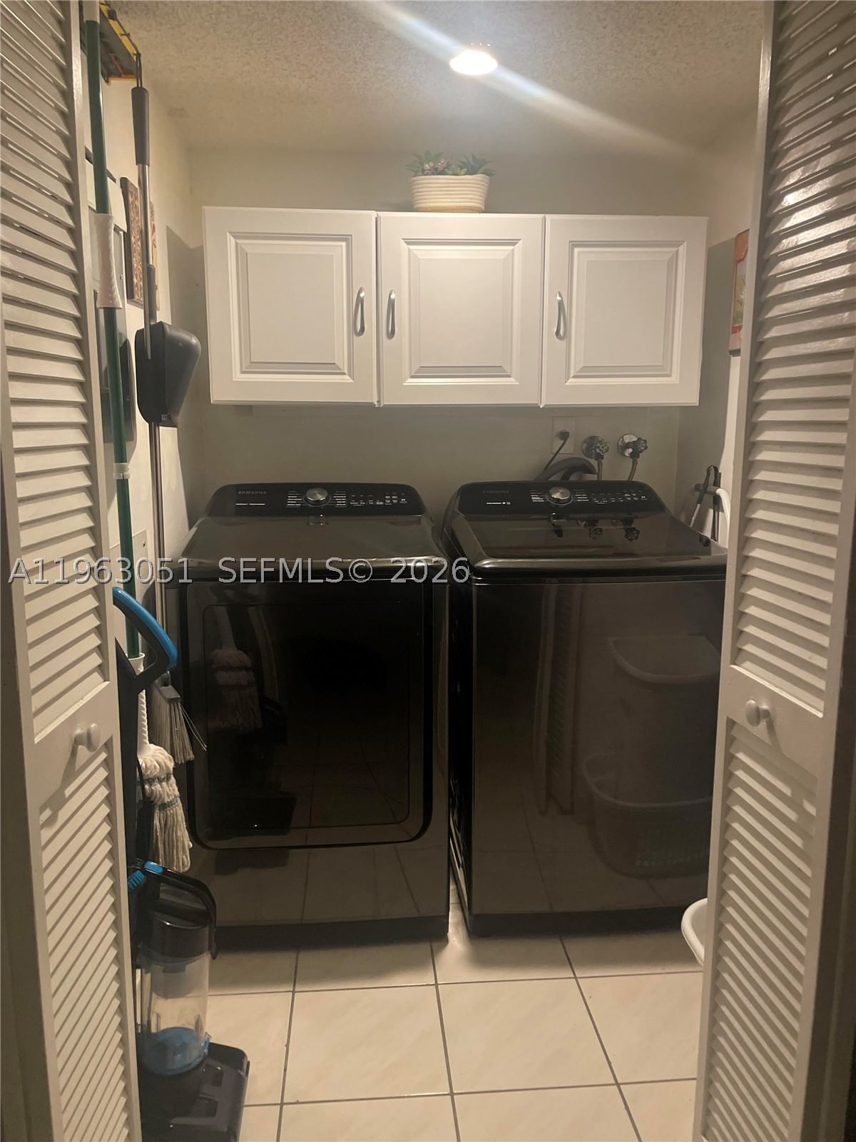 Real estate property located at 16475 Golf Club Rd #309, Broward, Bldg 9 Of Country Club Ap, Weston, FL