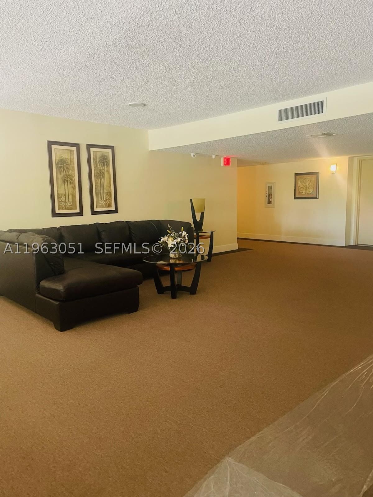 Real estate property located at 16475 Golf Club Rd #309, Broward, Bldg 9 Of Country Club Ap, Weston, FL