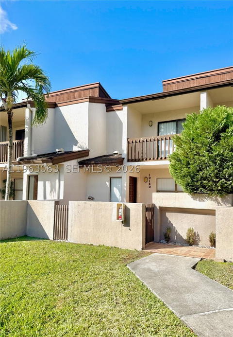 Real estate property located at 10180 41st St #99-9, Miami-dade, Villas Of Amberwood Condo, Doral, FL