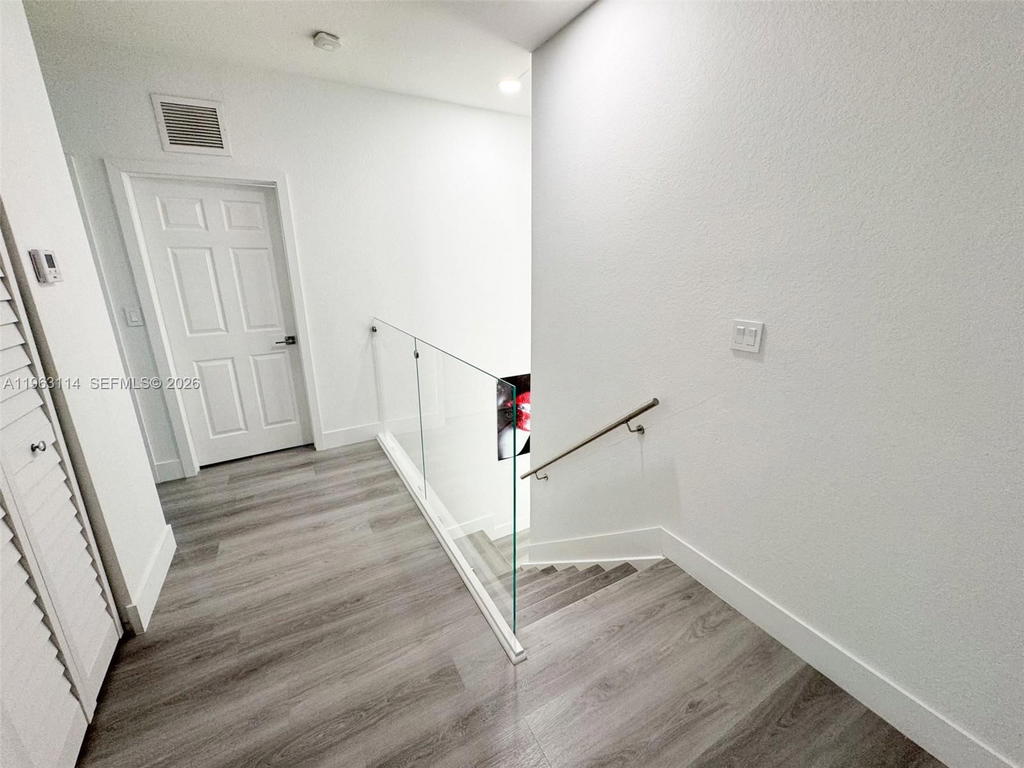 Real estate property located at 1533 154th Path, Miami-dade, Santa Monica Estates, Miami, FL