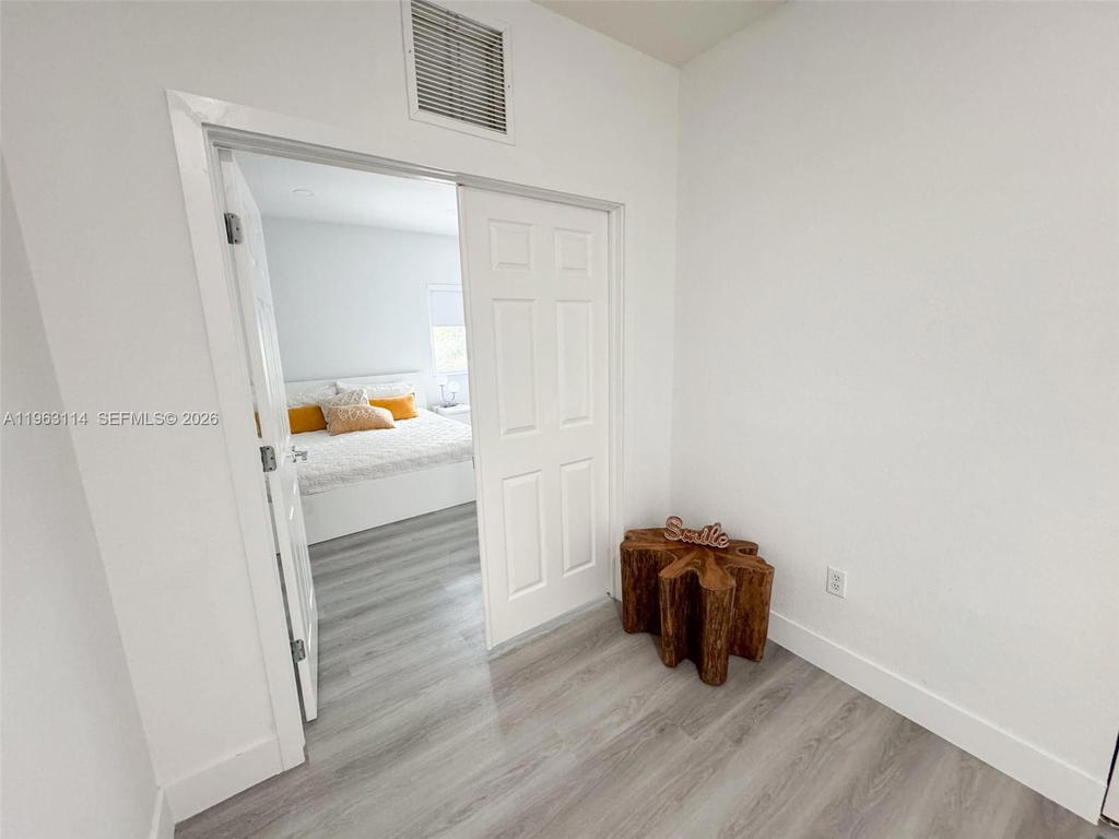 Real estate property located at 1533 154th Path, Miami-dade, Santa Monica Estates, Miami, FL