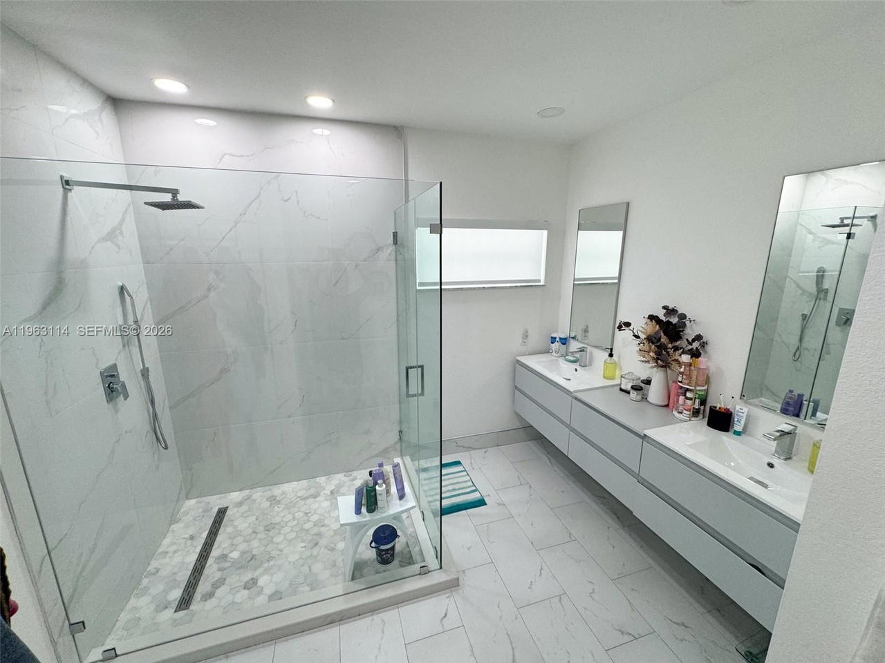 Real estate property located at 1533 154th Path, Miami-dade, Santa Monica Estates, Miami, FL