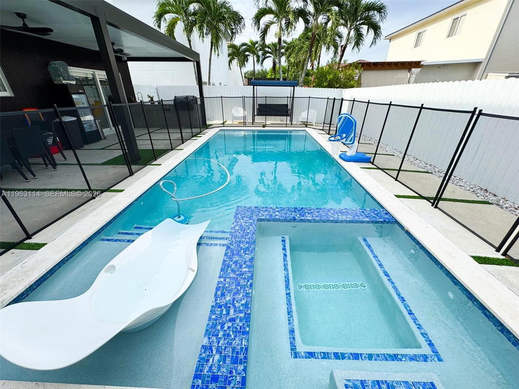 Real estate property located at 1533 154th Path, Miami-dade, Santa Monica Estates, Miami, FL