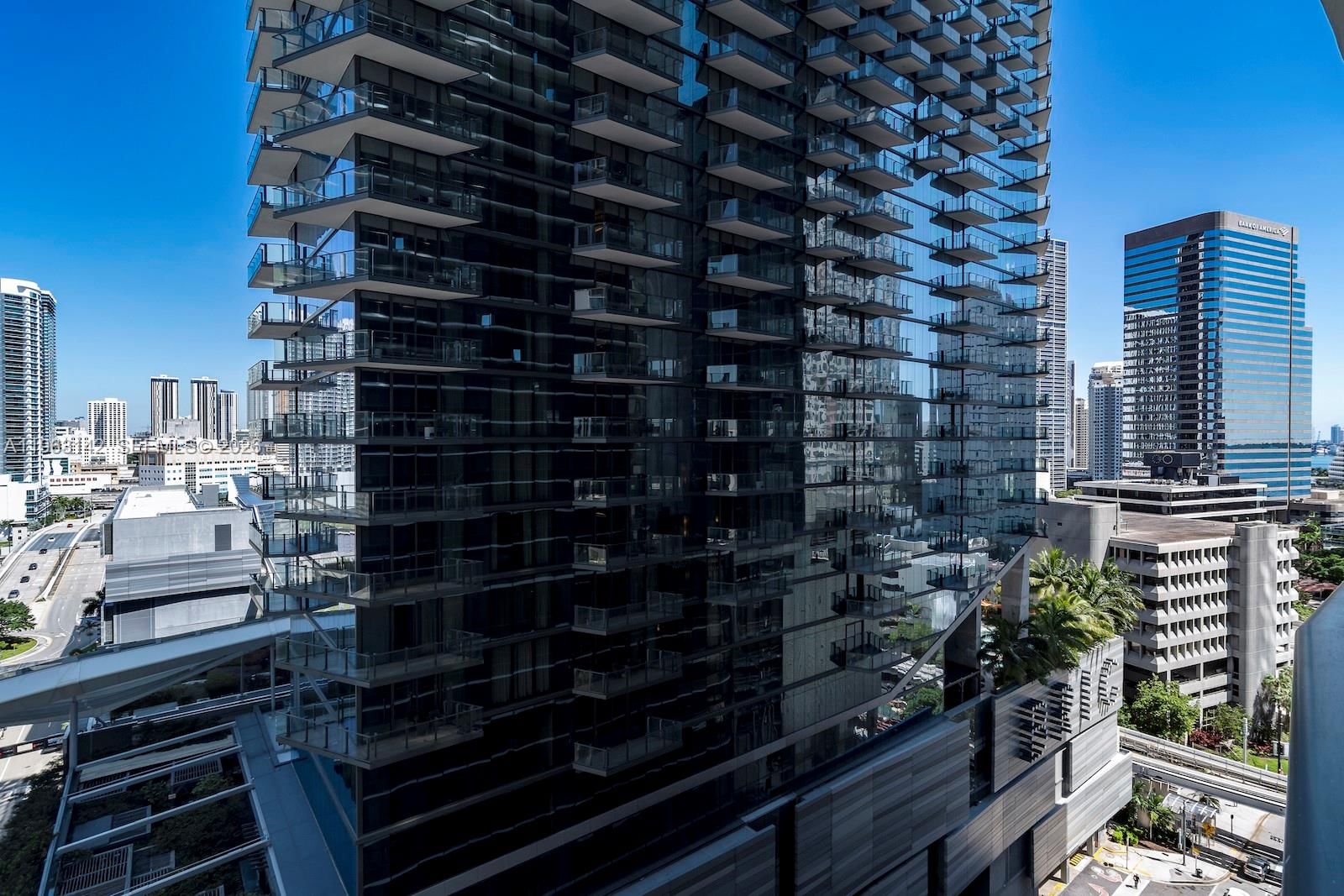 Real estate property located at 801 Miami Ave #1409, Miami-dade, Sls Lux Brickell, Miami, FL