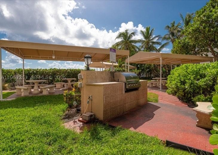 Real estate property located at 3505 Ocean Dr #502, Broward, Alexander Towers Condo, Hollywood, FL
