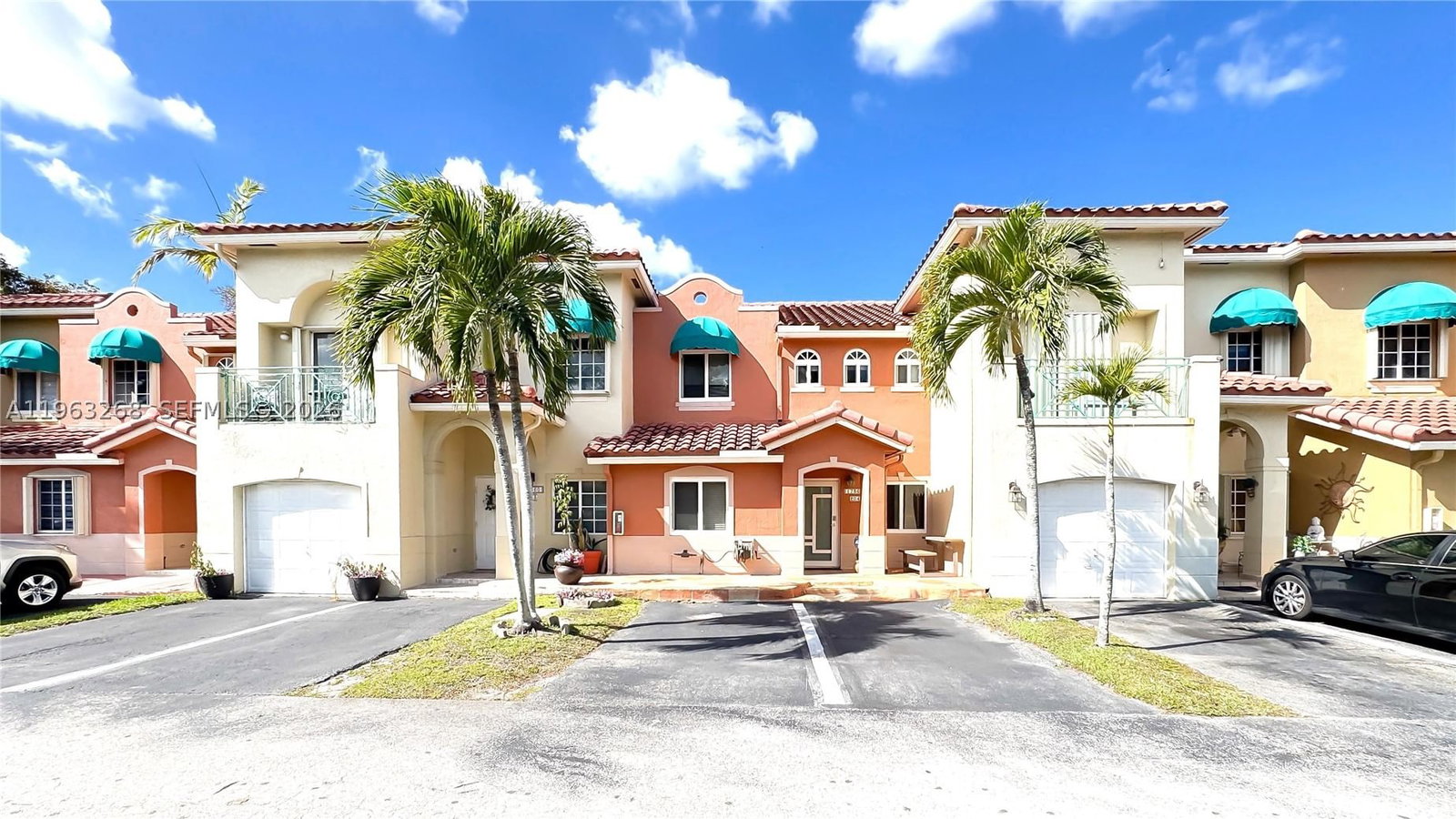 Real estate property located at 17360 69th Ct #204, Miami-dade, Bonita Golf View Townvill, Hialeah, FL