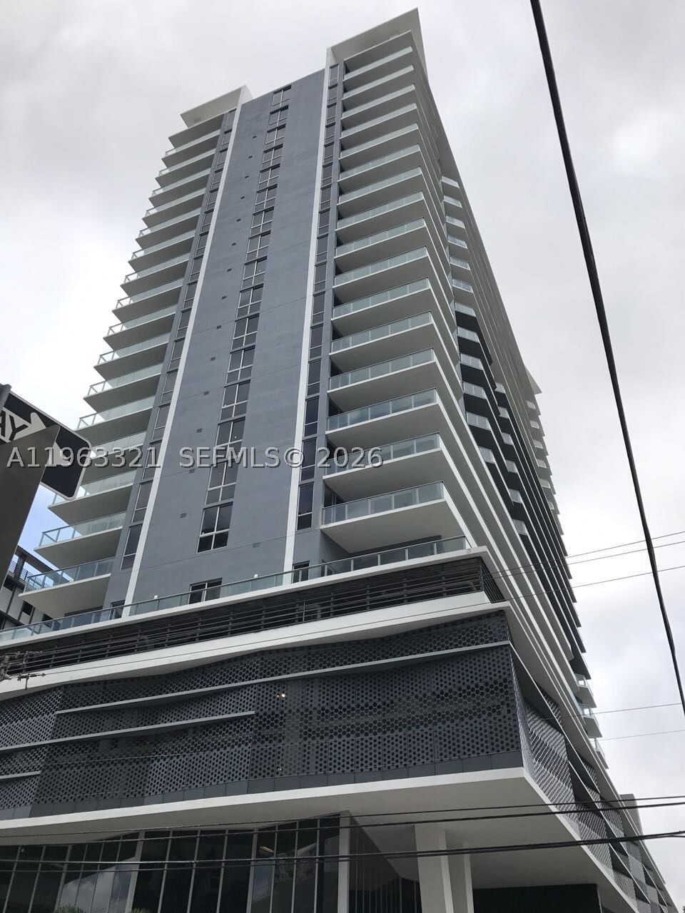 Real estate property located at 1010 SW 2ND AVE #607, Miami-dade, 135, Miami, FL