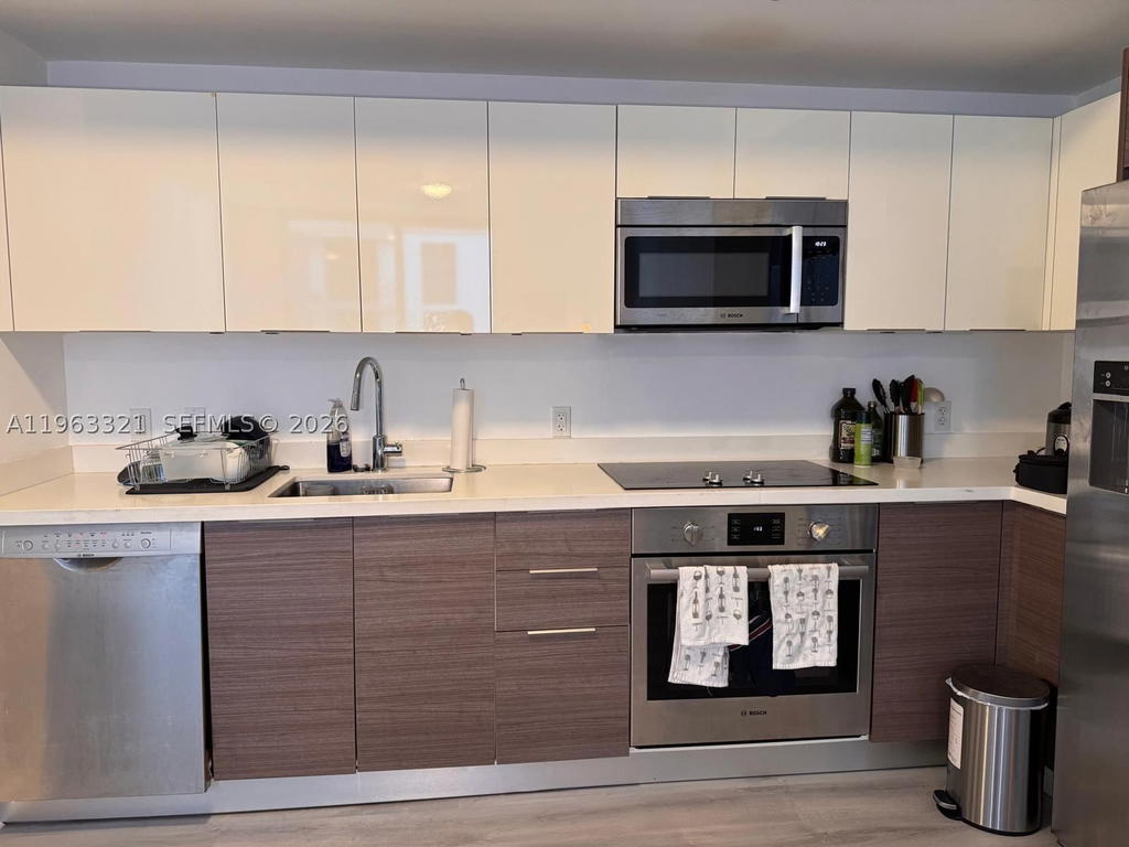 Real estate property located at 1010 SW 2ND AVE #607, Miami-dade, 135, Miami, FL