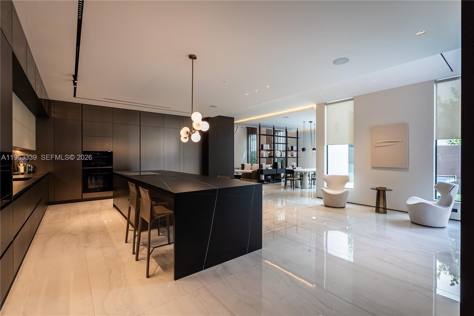 Real estate property located at 10540 67th Ter, Miami-dade, Grand Floridian Estates, Doral, FL