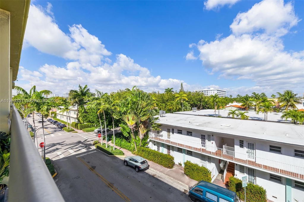 Real estate property located at 851 Meridian Ave #43, Miami-dade, Meridian Manor Condo, Miami Beach, FL