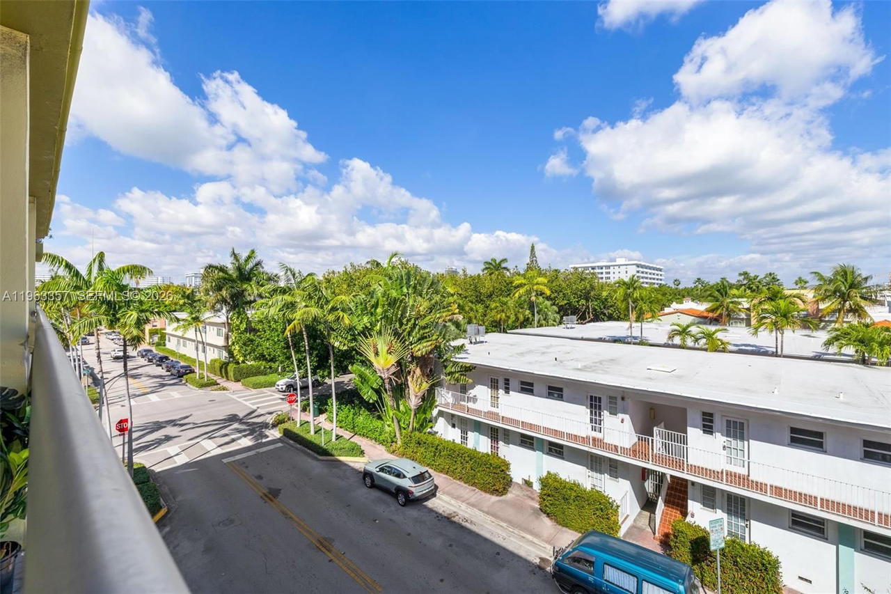Real estate property located at 851 Meridian Ave #43, Miami-dade, Meridian Manor Condo, Miami Beach, FL