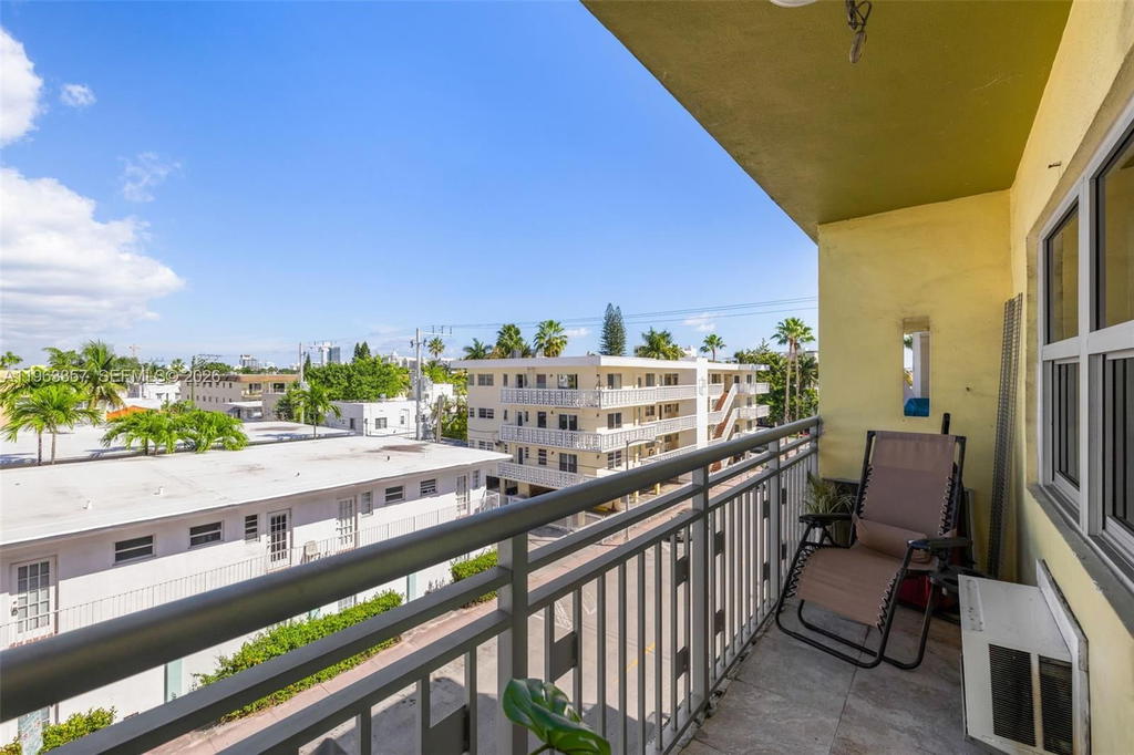 Real estate property located at 851 Meridian Ave #43, Miami-dade, Meridian Manor Condo, Miami Beach, FL