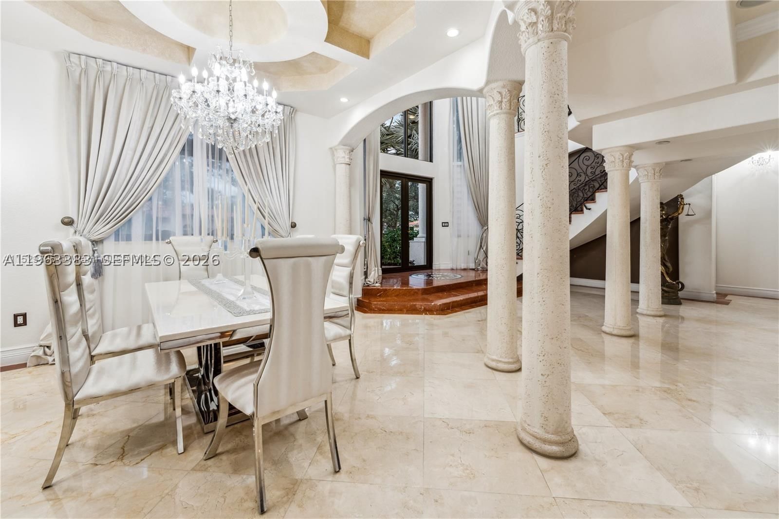 Real estate property located at 8200 163rd St, Miami-dade, 6th Addn To Royal Oaks, Miami Lakes, FL