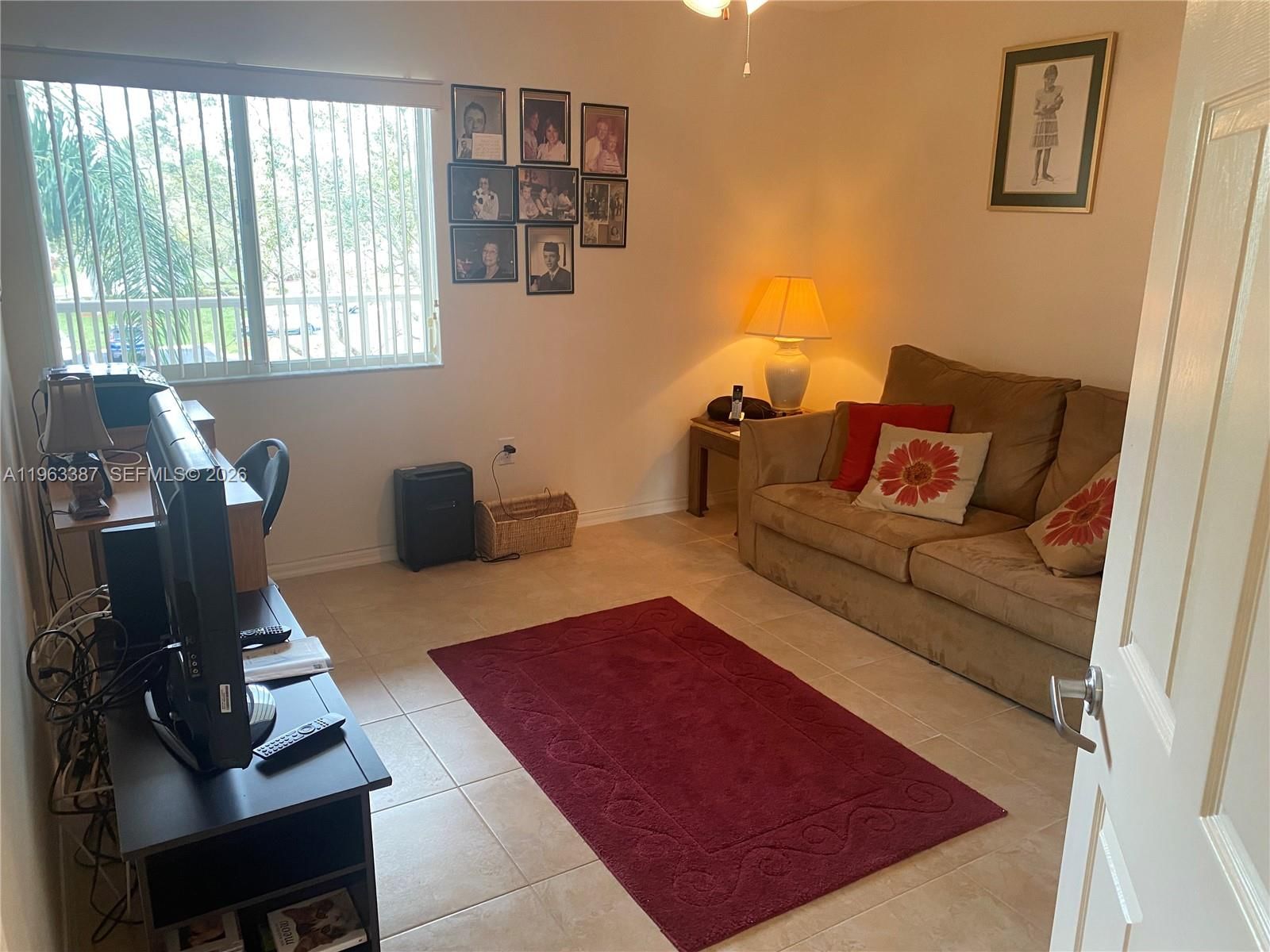 Real estate property located at 9551 Weldon Cir E314, Broward, Weldon Condominium E, Fort Lauderdale, FL