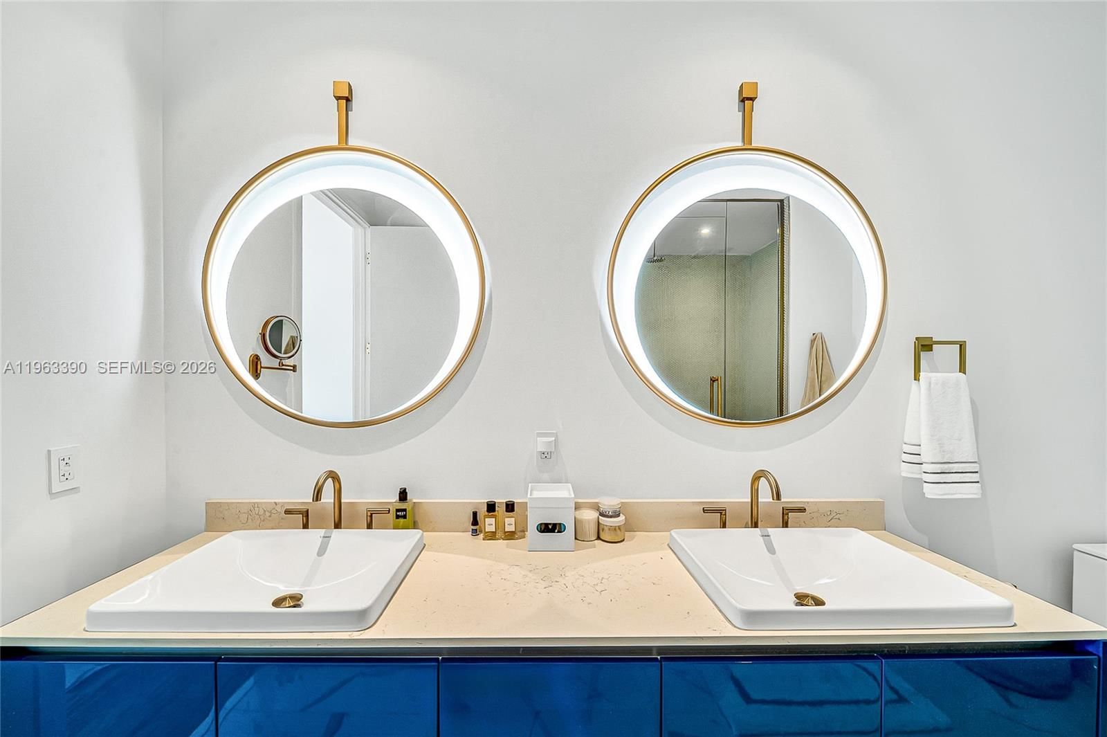 Real estate property located at 2655 Bayshore Dr #706, Miami-dade, Mr. C Residences, Miami, FL