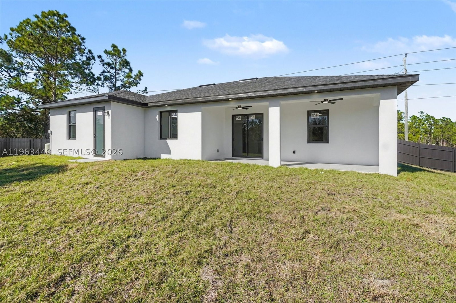 Real estate property located at 369 Woodburn, Lee, Greenbriar Unit 21, Lehigh Acres, FL
