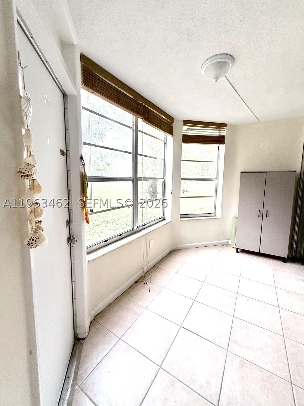 Real estate property located at 1501 191st St C114, Miami-dade, Rolling Green Condo C, Miami, FL