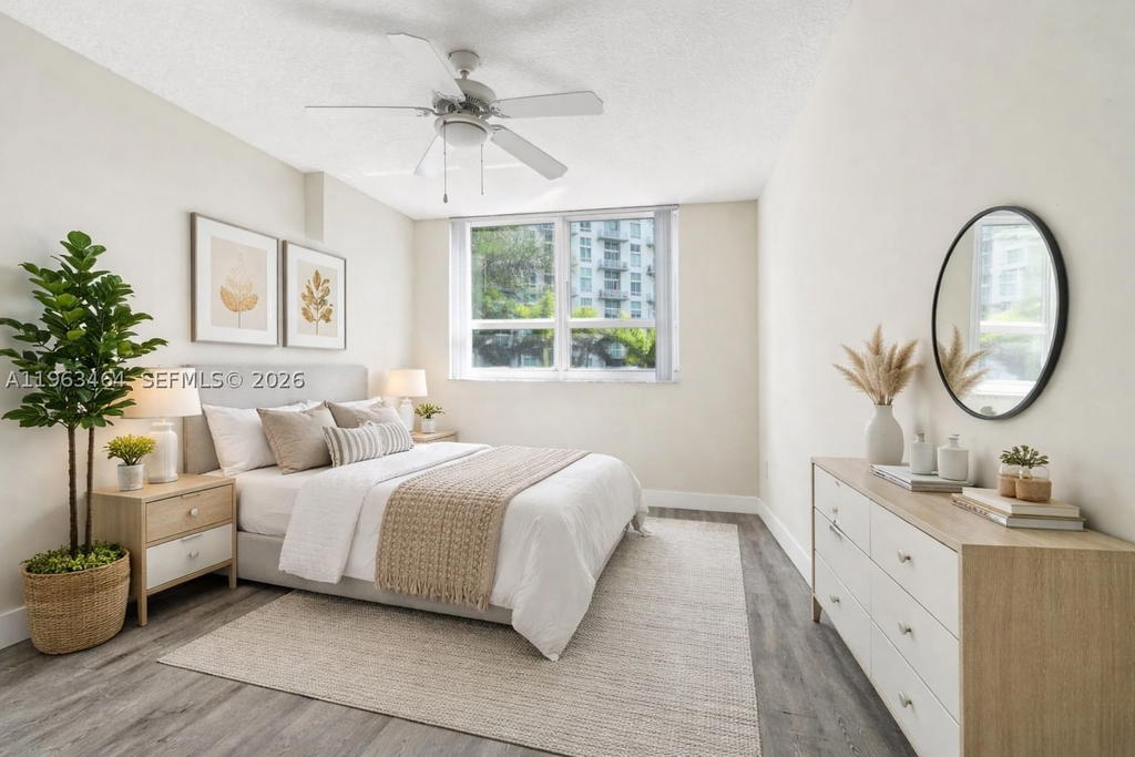 Real estate property located at 2000 Bayshore Dr #304, Miami-dade, Cite Condo, Miami, FL