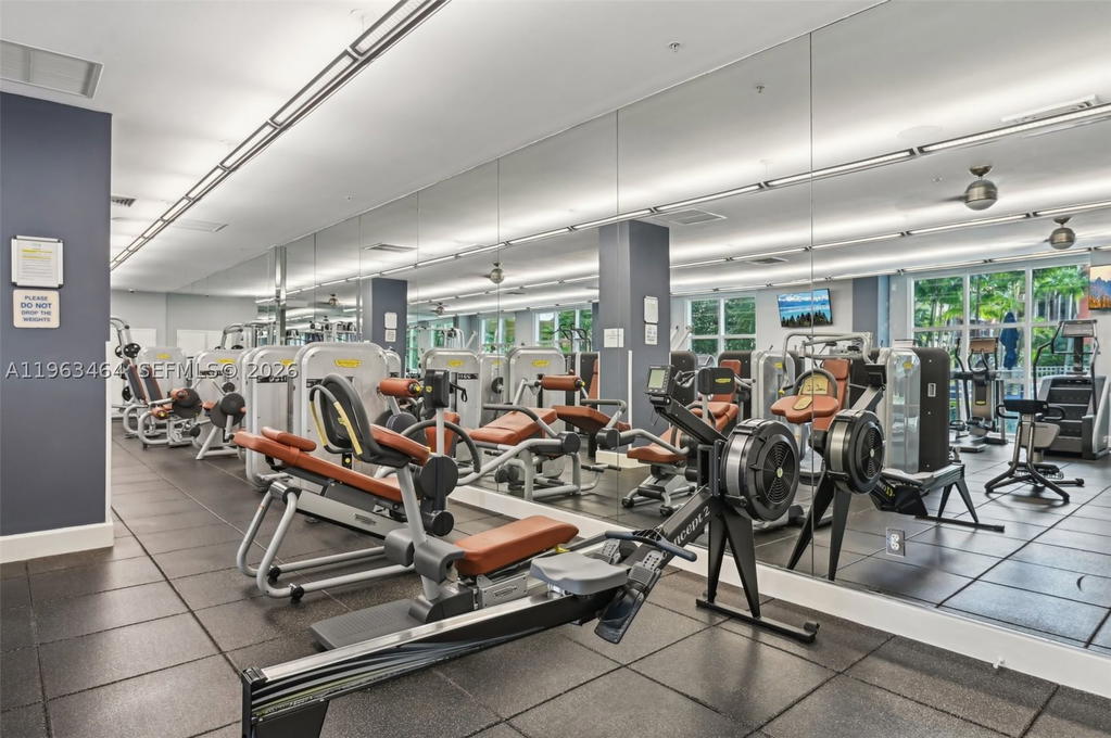 Real estate property located at 2000 Bayshore Dr #304, Miami-dade, Cite Condo, Miami, FL