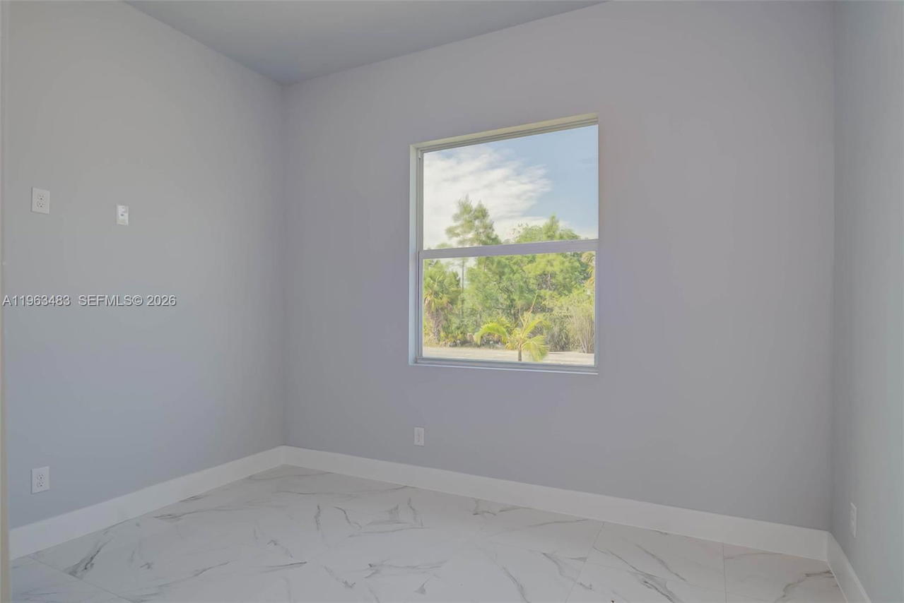 Real estate property located at 3121 71th St W, Lee, Lehigh Acres, Lehigh Acres, FL