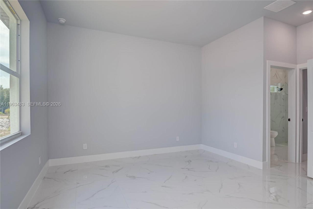 Real estate property located at 3121 71th St W, Lee, Lehigh Acres, Lehigh Acres, FL