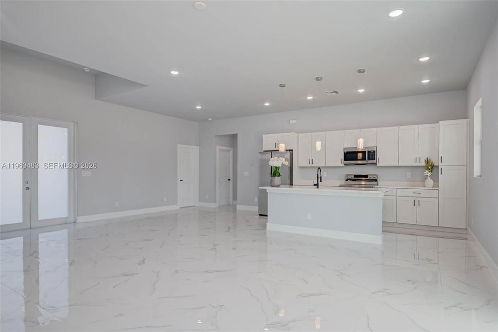 Real estate property located at 3121 71th St W, Lee, Lehigh Acres, Lehigh Acres, FL