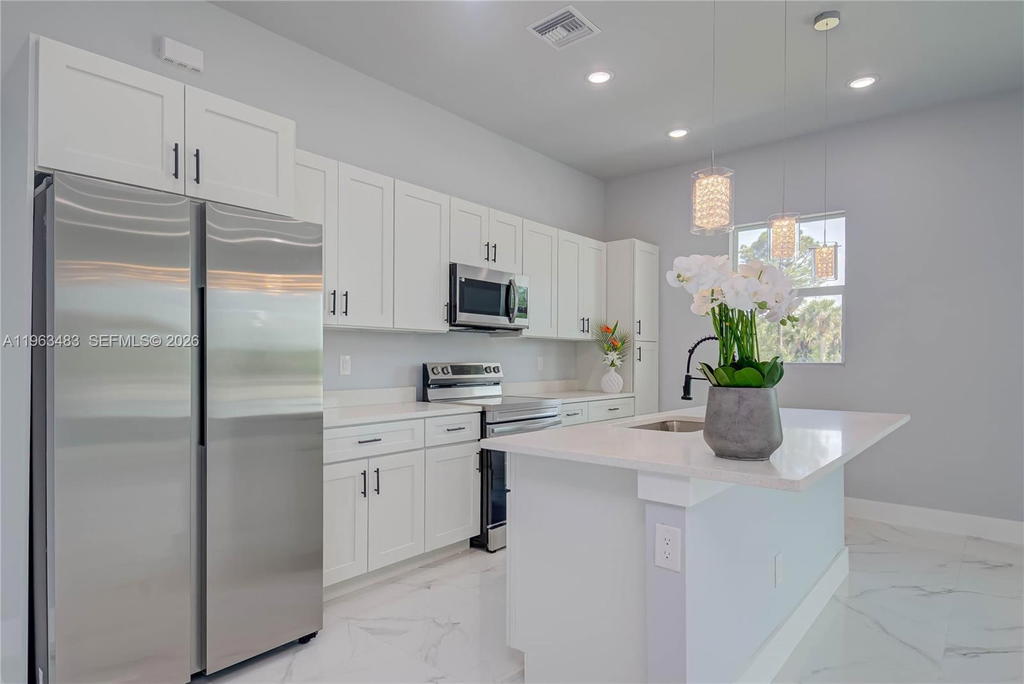 Real estate property located at 3121 71th St W, Lee, Lehigh Acres, Lehigh Acres, FL
