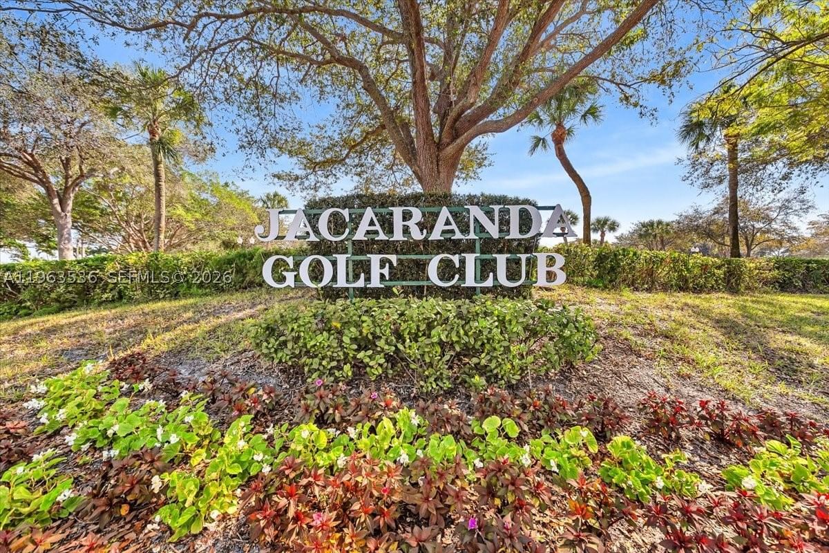 Real estate property located at 150 Jacaranda Country Club Dr #200, Broward, Courtyards At Jacaranda C, Plantation, FL