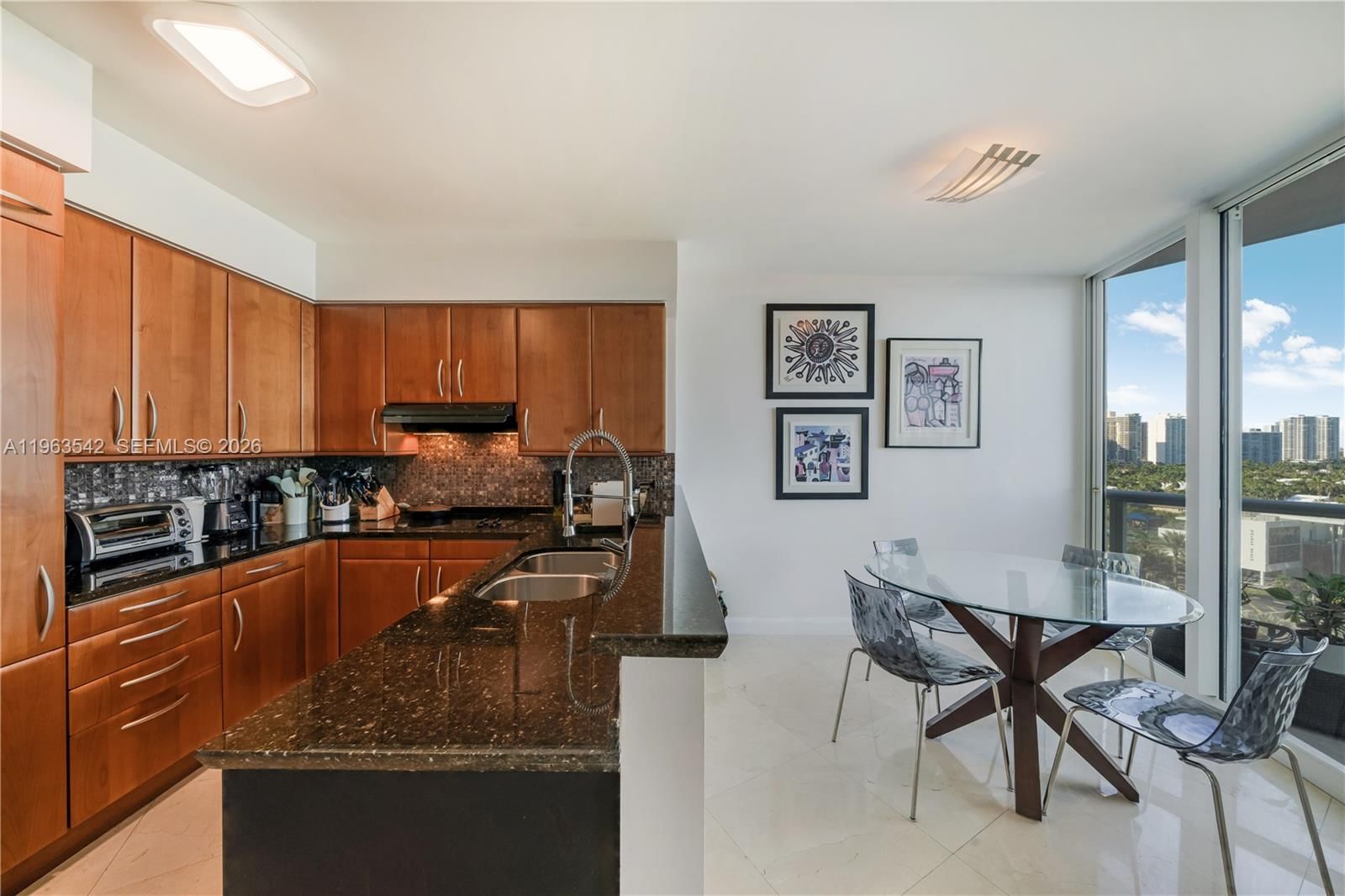 Real estate property located at 19333 Collins Ave #1202, Miami-dade, Ocean One Condo, Sunny Isles Beach, FL
